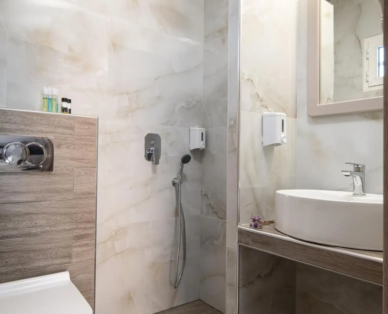 Casamariatoroni Apartment